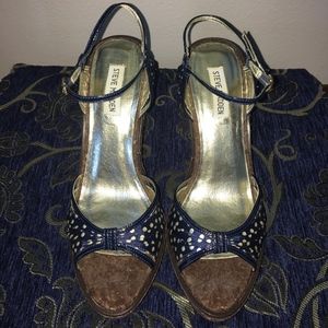 Steve Madden polka dot wedge